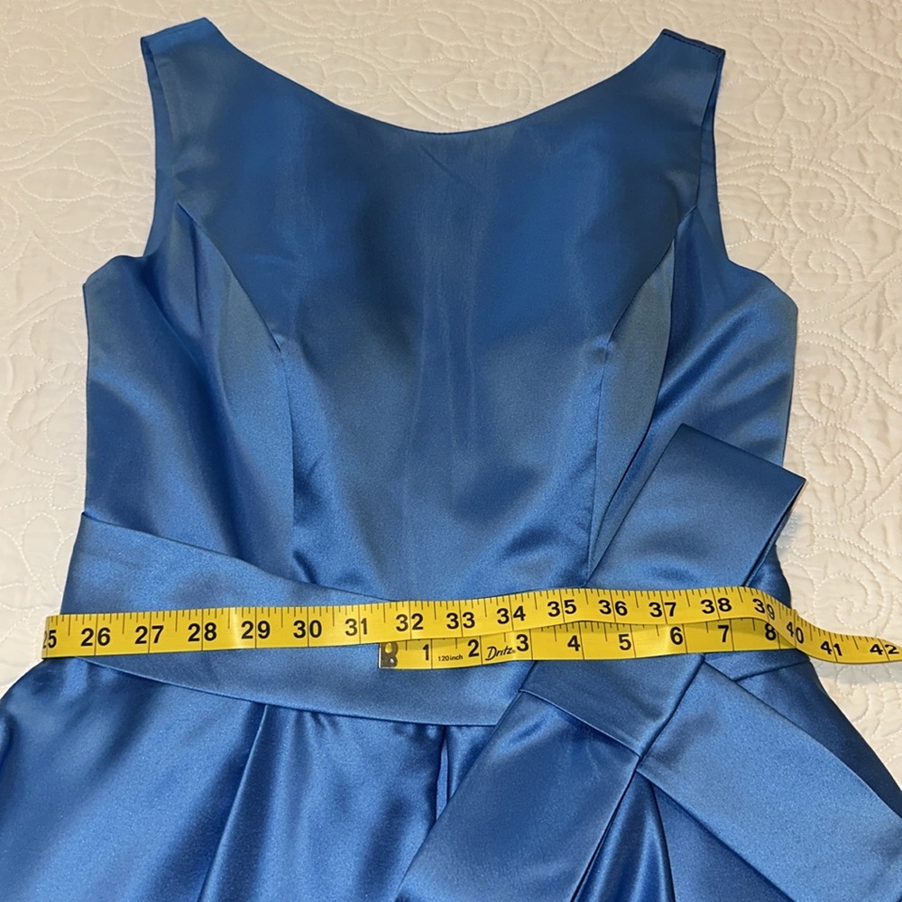 Mother of The Bride Elegant Blue MISSACC Evening Gown! - Picture 13 of 16